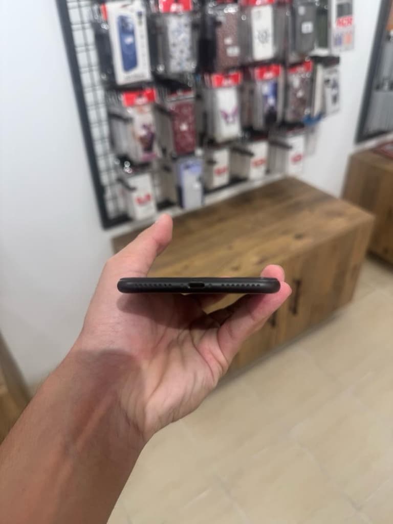 iphone 7 Plus Siyah 32GB - 5