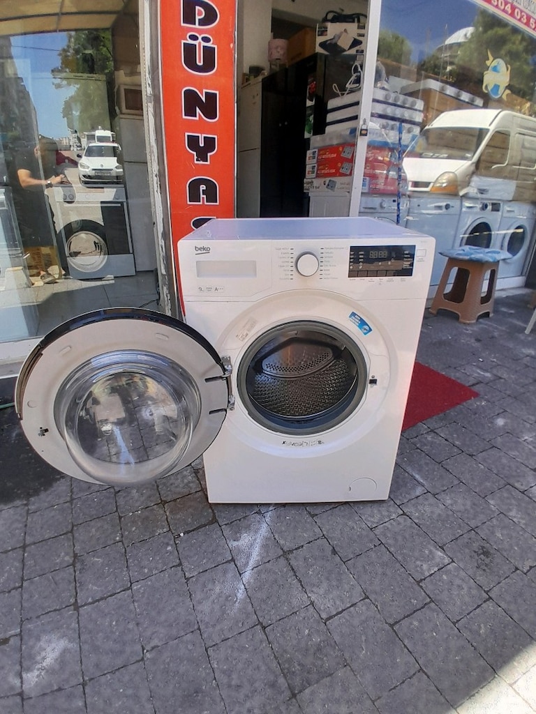 Temiz sağlam çalışır durumda beko marka 9 kiloluk çamaşır makinesi - 6
