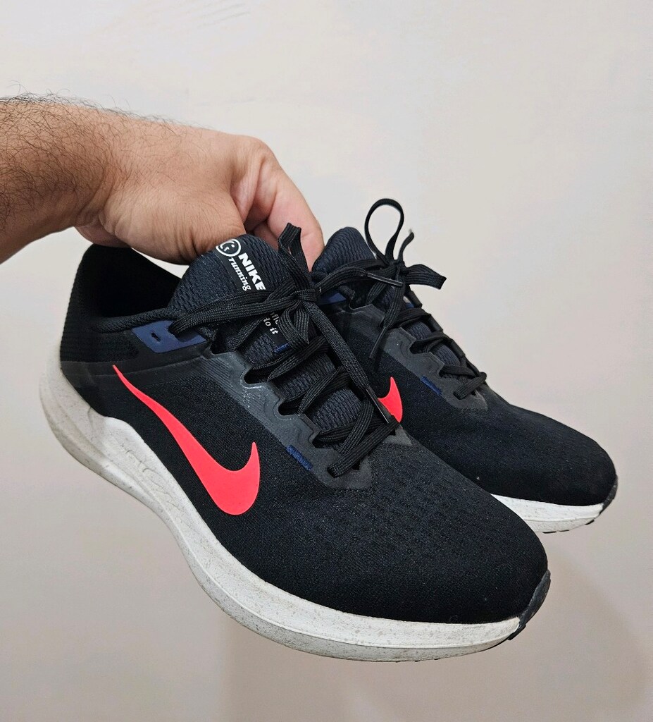 Nike Air Winflo 10 Erkek Koşu Ayakkabısı Siyah - 2