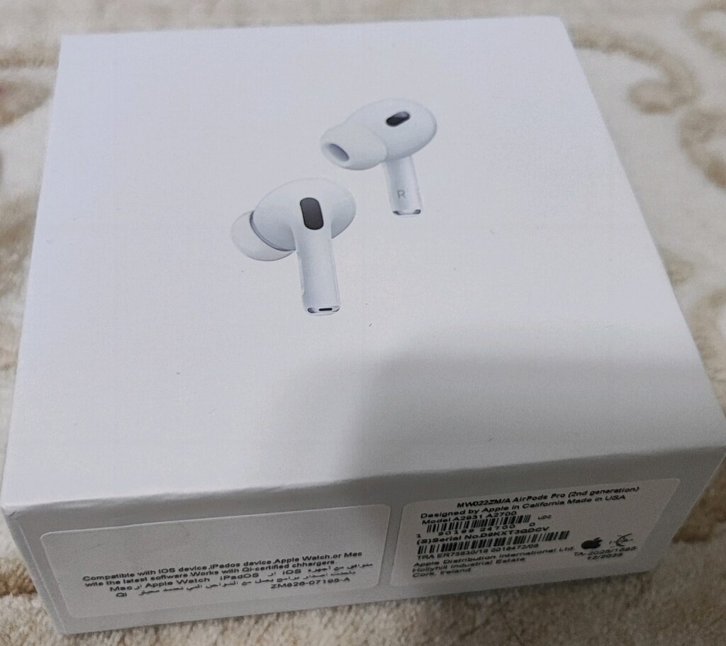 Apple airpods - 4