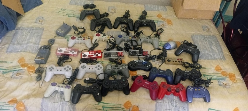 30 A YAKIN KARIŞIK ATARİ VE BİLGİSAYAR OTUN KOLU=2 ADETTE PS1 ADAPTER - 2