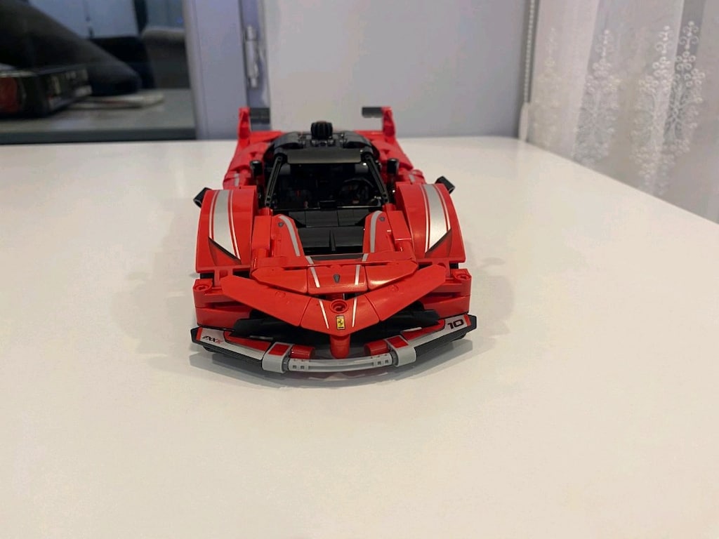 FERARRİ FXX K LEGO TECHNIC - 6