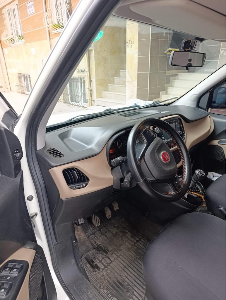 Temiz Kullanılmış 2021 1.6 Fiat Doblo - 4