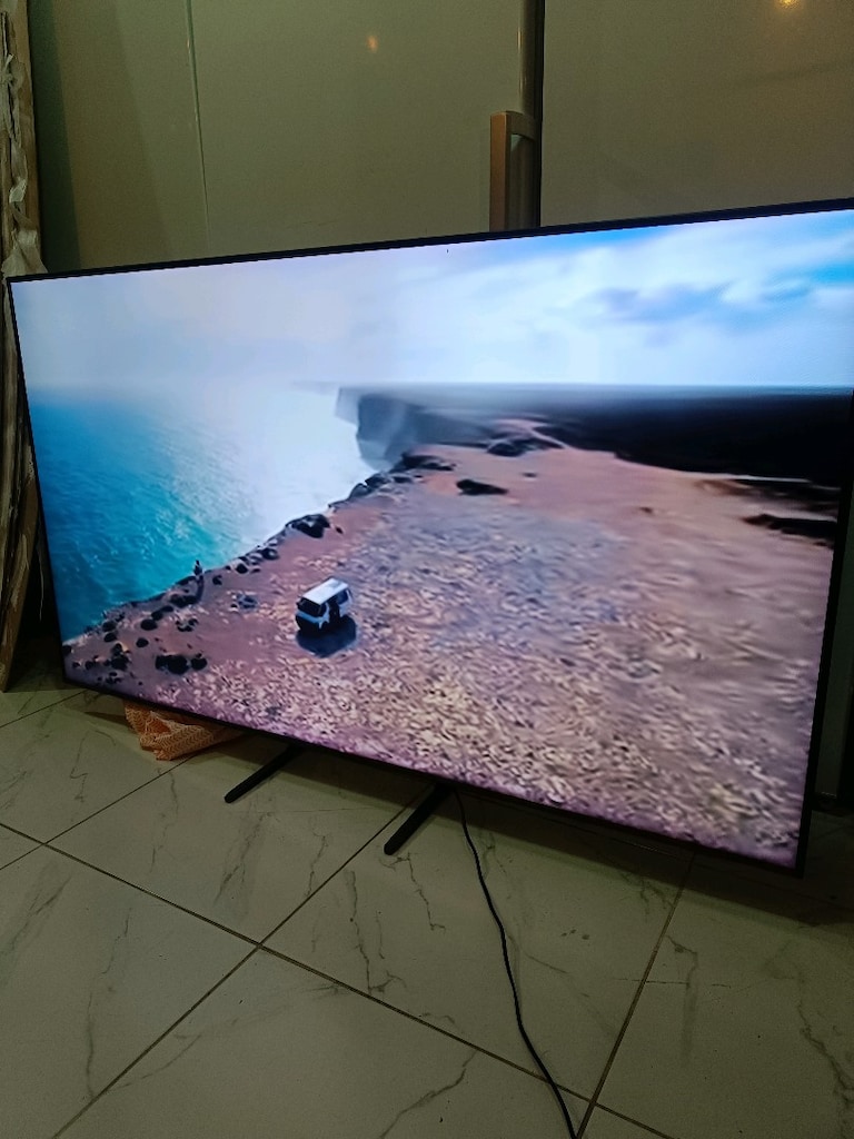 Samsung 165 ekran 120 herz 4K q LED TV - 8