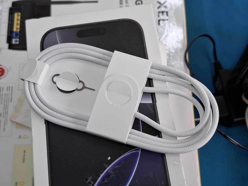 Apple 60W USB-C Şarj Kablosu - 1m (iPhone 16 ProMax kutusundan) - 4