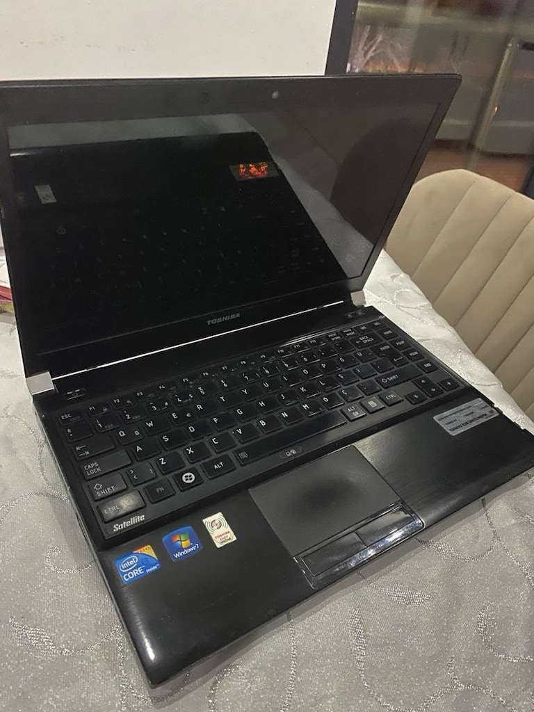 Toshiba Laptop Windows 10 yüklü - 5