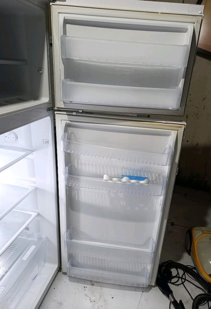 Altus buzdolabi sifir gibi - 10