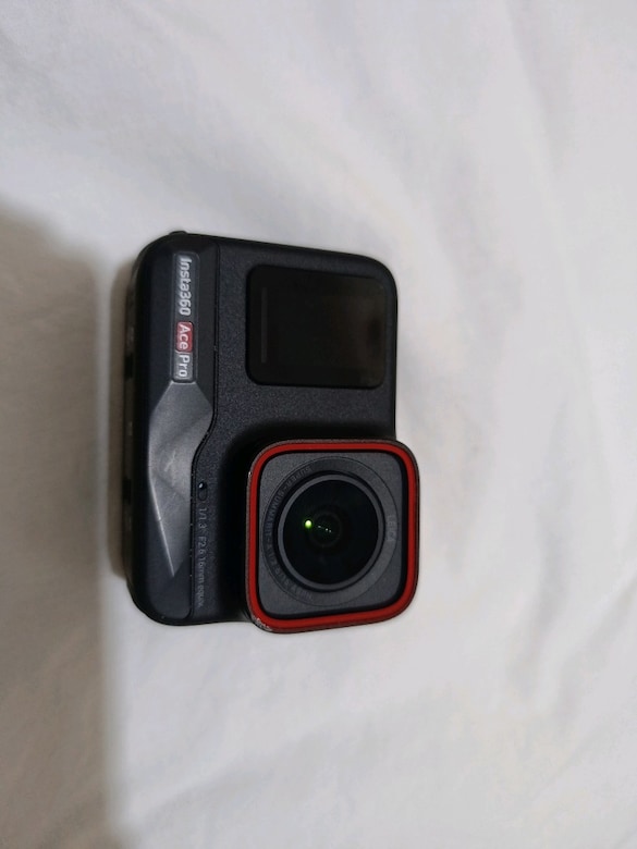 Insta360 Ace Pro - 4