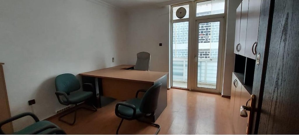 2. el uygun fiyata ofis mobilyası - 3