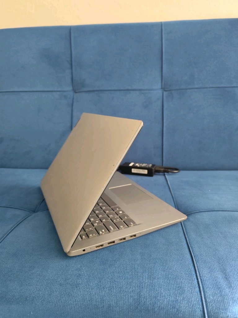 Lenovo Leptop - İ5 10.Nesil / 8 GB Ram / 256 GB M2 SSD - 10