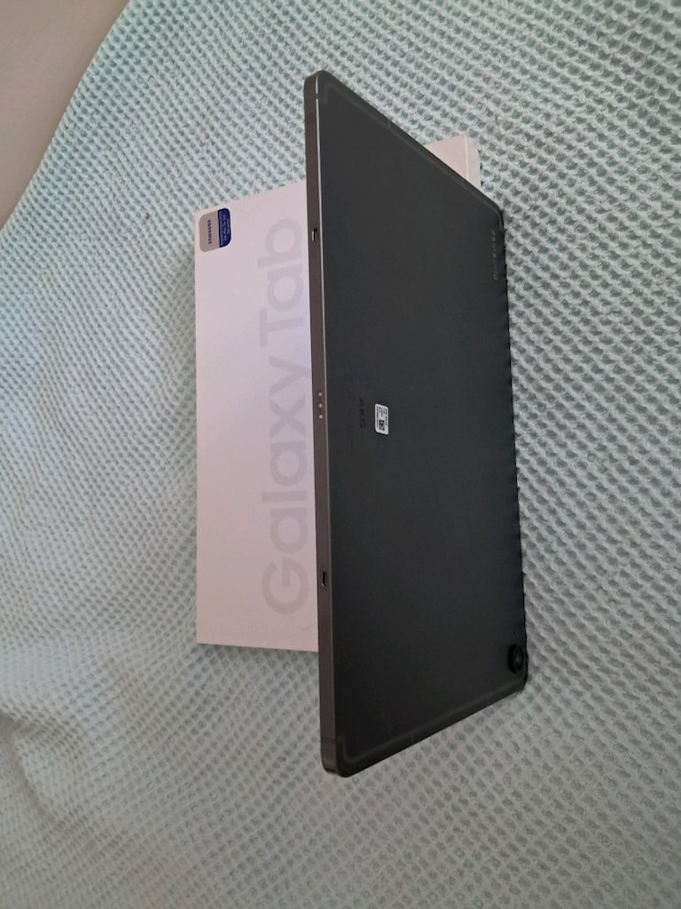 SIFIRDAN FARKSIZ YURTİÇİ 5AY GARANTİLİ 128GB 6RAM 10.9İNÇ SAMSUNG S9FE - 9