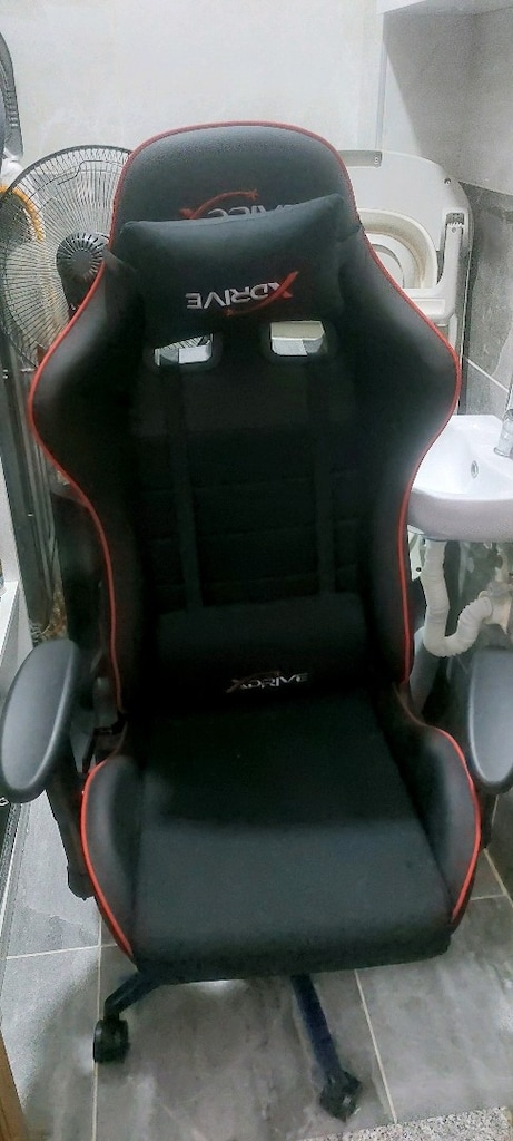 XDRIVE GAMİNG CHAIR TORYUM OYUNCU KOLTUĞU KIRMIZI / SIYAH