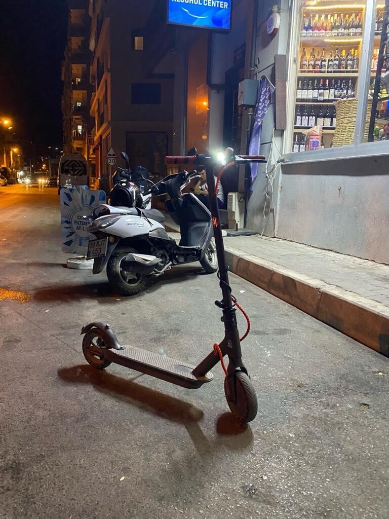 Çok acil satılık M365 - 3
