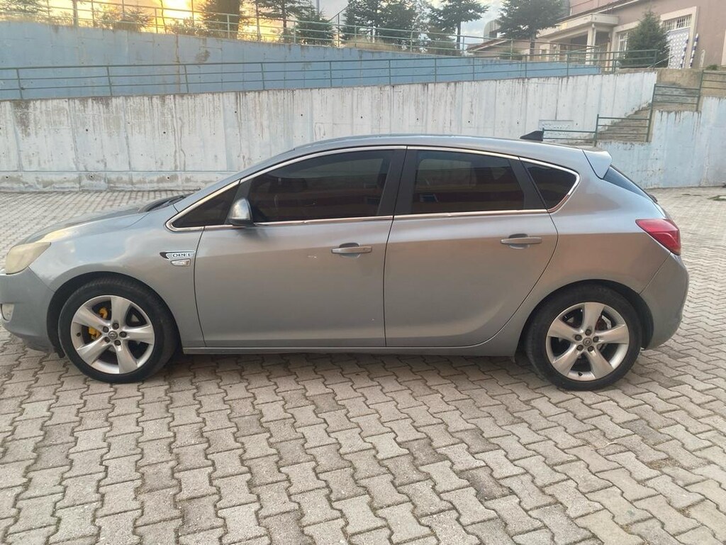 Opel Astra 1.4 Turbo benzin lpg 140 beygir - 12