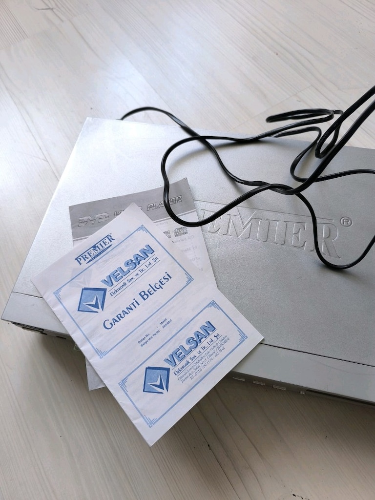 DVD player - 2