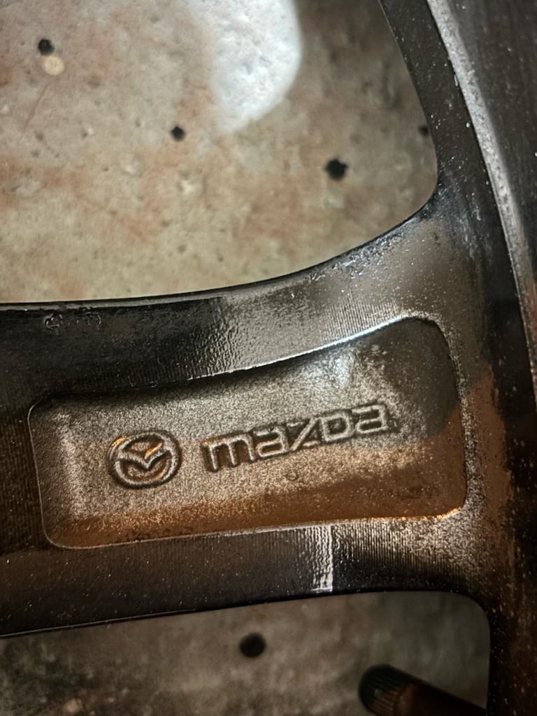 MAZDA ORJİNAL 18 İNÇ JANT KAPAK SETİ - 4