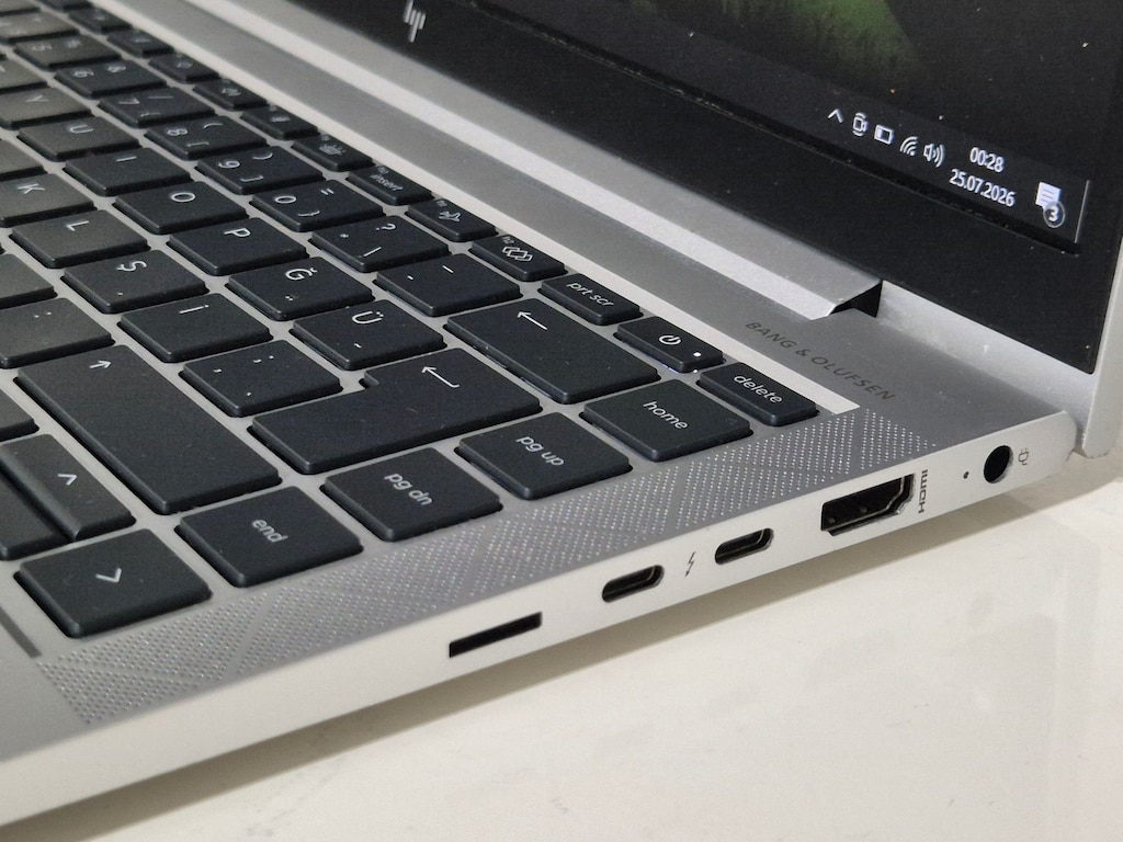 HP ELİTEBOOK İ7 11. NESİL | 16GB RAM | 512GB M2 SSD - 5