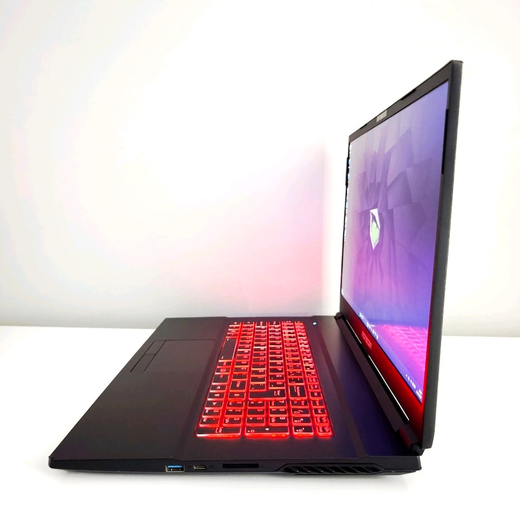Monster / 64 Ram / 1 Tb Ssd / Rtx 3050ti / 17.3" Büyük Ekran / 144 Hz - 3