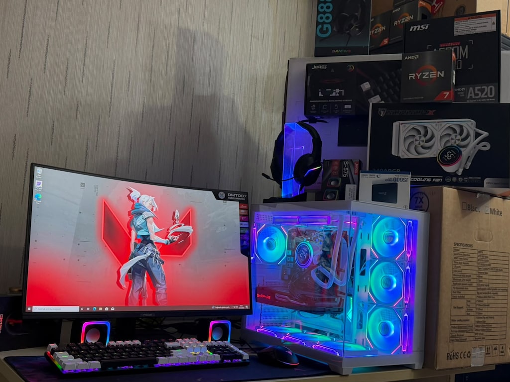 SIFIR GARANTİLİ MASAÜSTÜ OYUN BİLGİSAYARI RYZEN7 5700X-5700XT-180HZ - 4