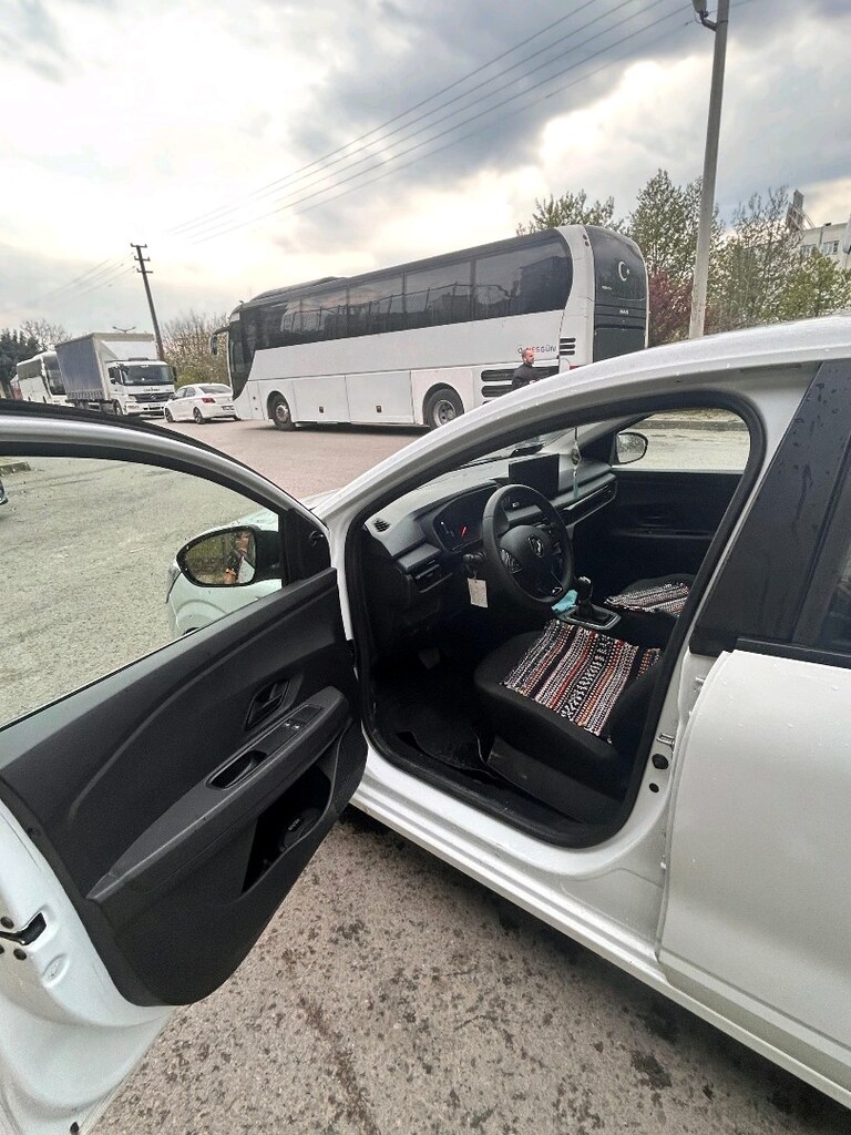 ben 2022 model renulti Telint 34.000'de hasar kaydı yok - 2