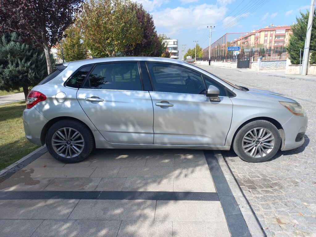 2011 citroen c4 1.6 vti - 2