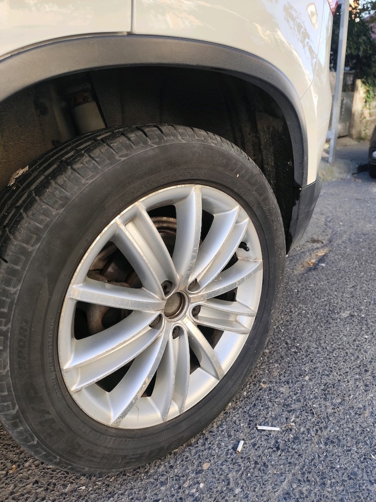 wolksvargen 2012 tiguan - 15