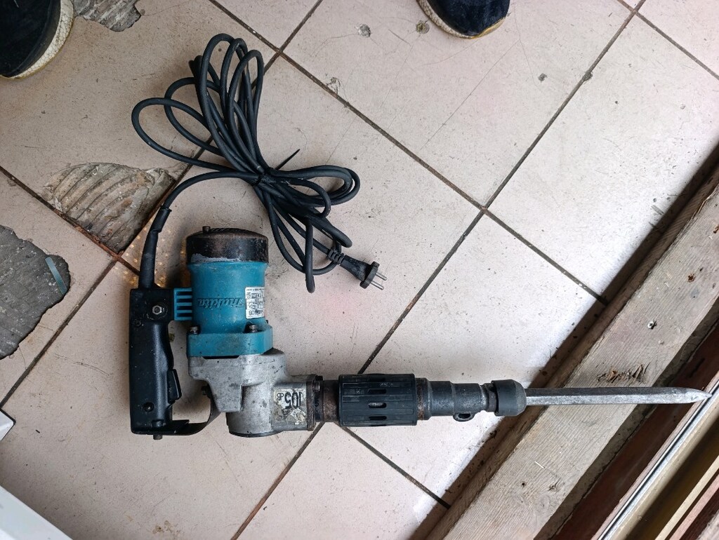 MAKİTA 5 KG KIRICI ESKİ MODEL - 4