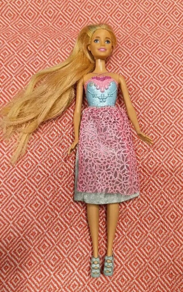 Barbie bebek ve unicornlar - 15