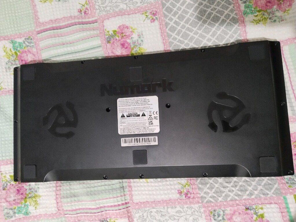 numark dj setup - 2