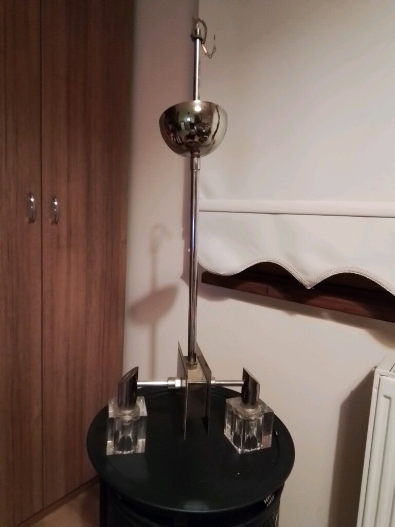 6 lı ve 2 li cam avize ikisinin fiyatıdır - 7