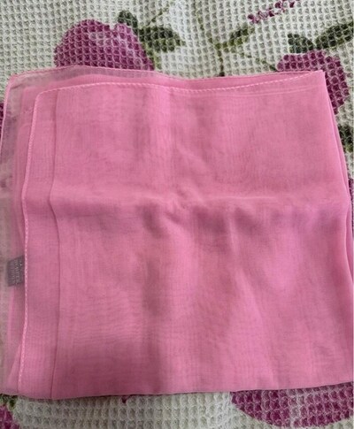 BURDEN PEMBE TÜLBENT