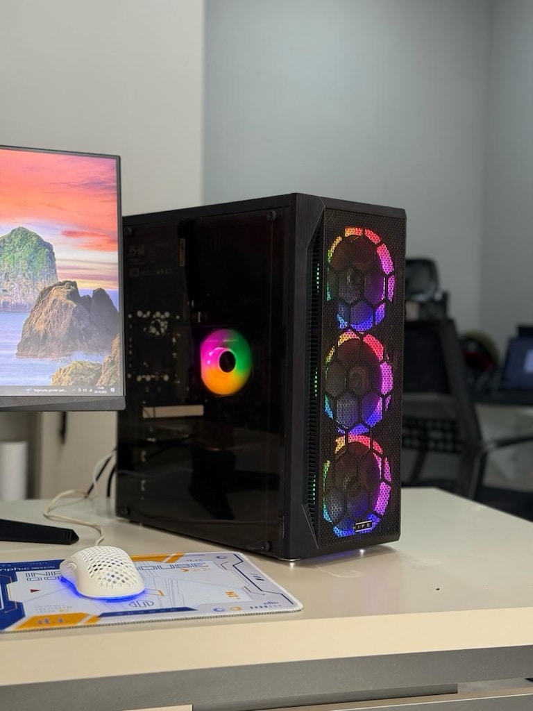 TERTEMİZ MASAÜSTÜ GAMİNG SETUP GTX 750 Tİ ~ İNTEL İ5 - 5