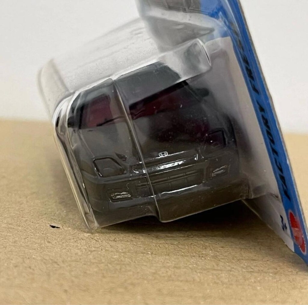 Hot Wheels 98 Honda Prelude - 4