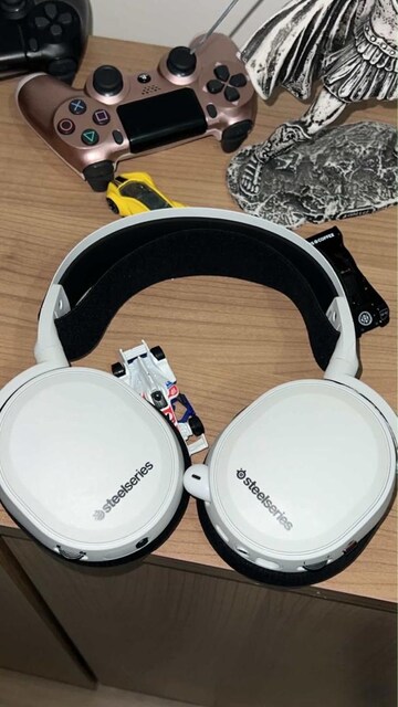 STEELSERIES ARCTİS 7+ BEYAZ