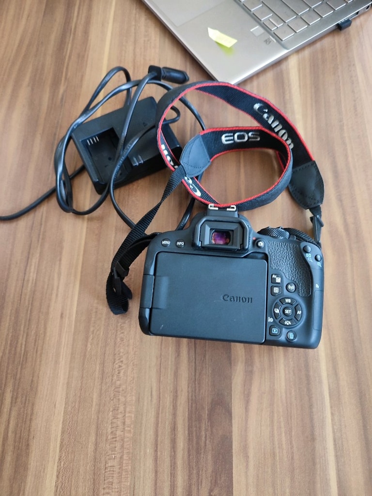 Canon 800d body - 6