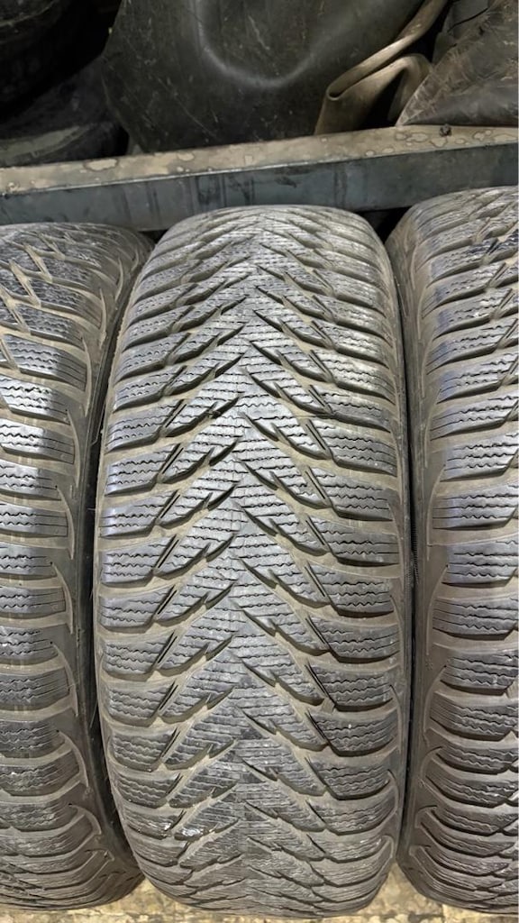195 65 15 Goodyear - 3