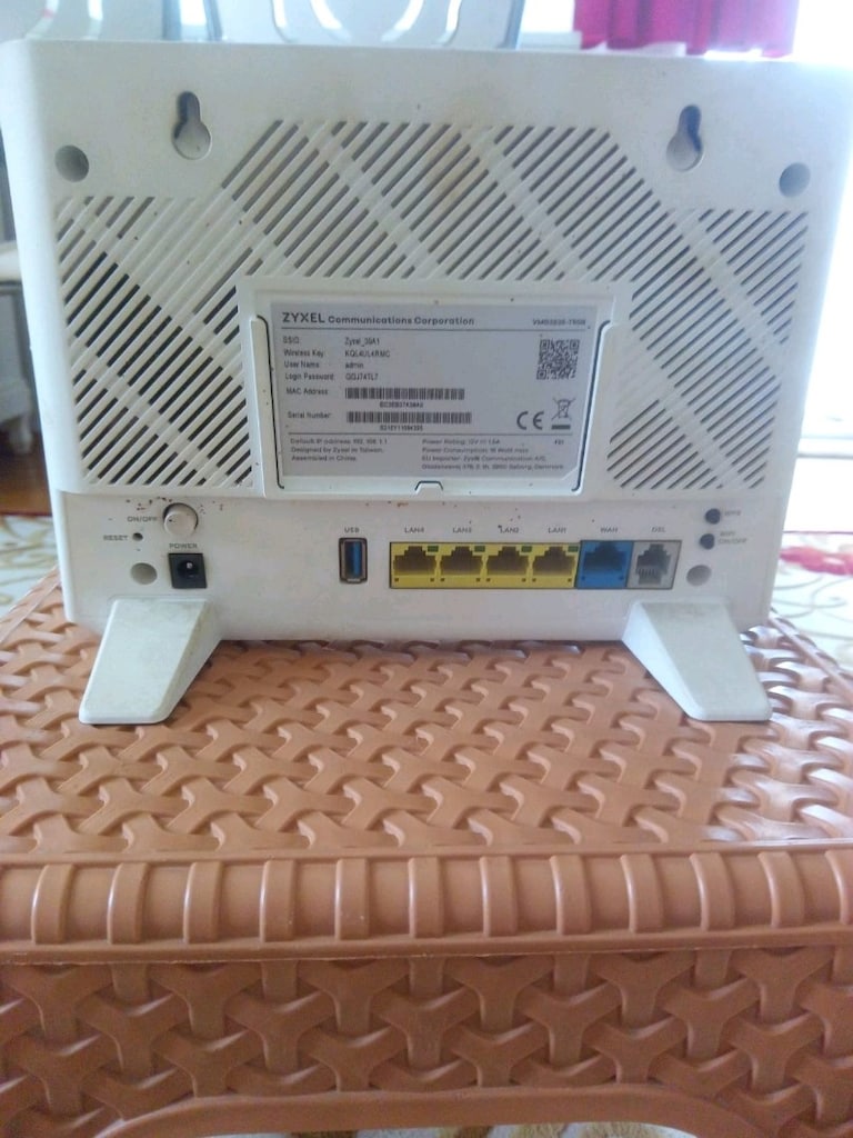 Zyxel 39A1 VDSL GÜÇLÜ HIZ MODEM (2'İnci el - 2