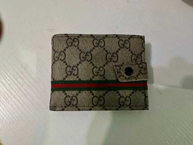 gucci bay cüzdan