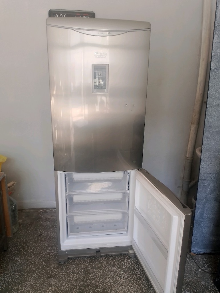 HOTPOİNT ARİSTON A ENERJİ 450 LT NO FROST DİJİTAL EKRAN BUZDOLABI - 5