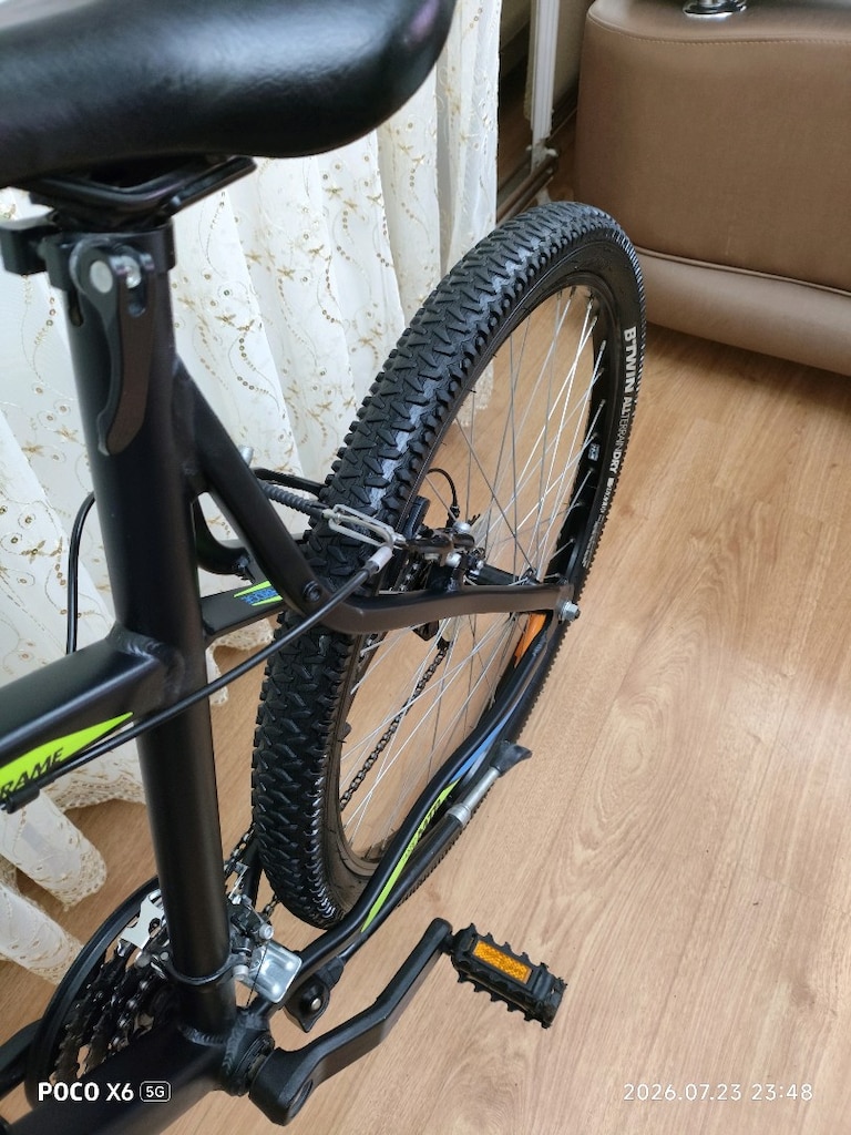 Sıfır gibi hatasız 26 jant BTWIN Rockrider 340 L kadro dağ bisikleti - 20