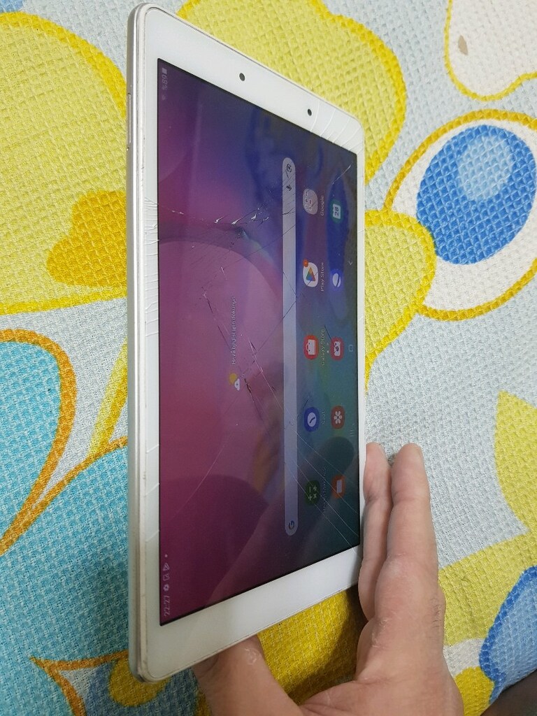 Samsung Galaxy tab A - 3