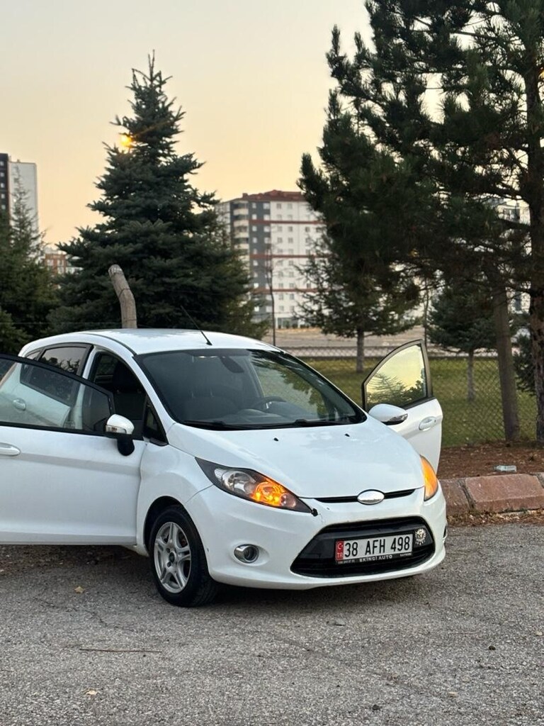 FORD FİESTA - 18