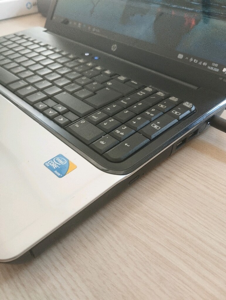 HP G61 Laptop - 2