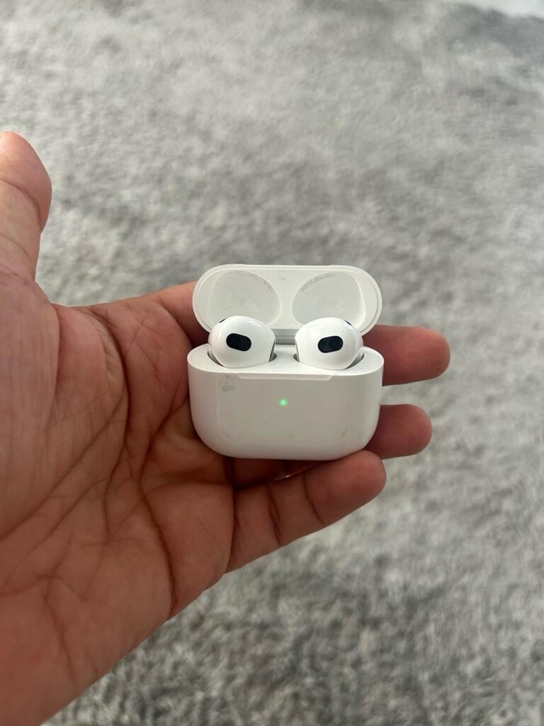 airpods - 4