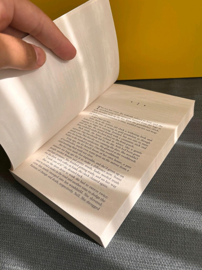 Kalp Kırıklığı ve Buyu Fantastik Romantik Roman İngilizce Kitap - 4
