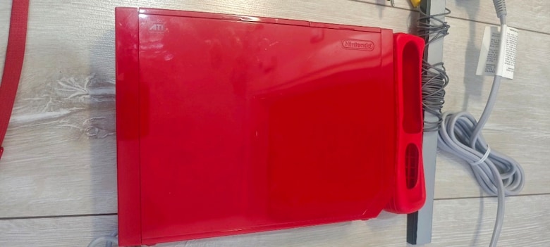 Kırmızı Nintendo Wii Oyun Deposu 32 GB - 6