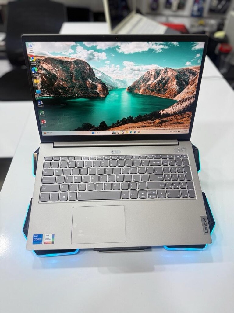 SIFIRINDAN FARKSIZ LENOVA THİNKBOOK LAPTOP İNTEL İ5 - 5