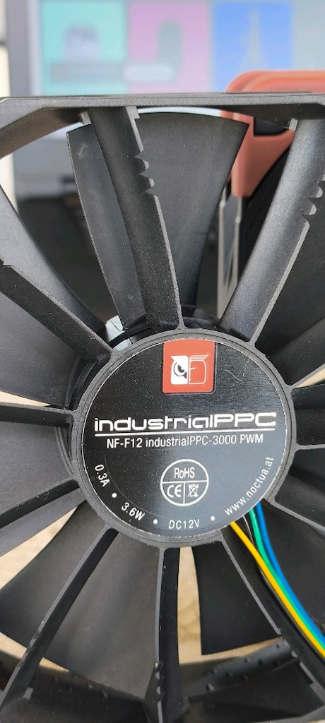 noctua nf-f12 industrialPPC 3000 pwm fan - 3