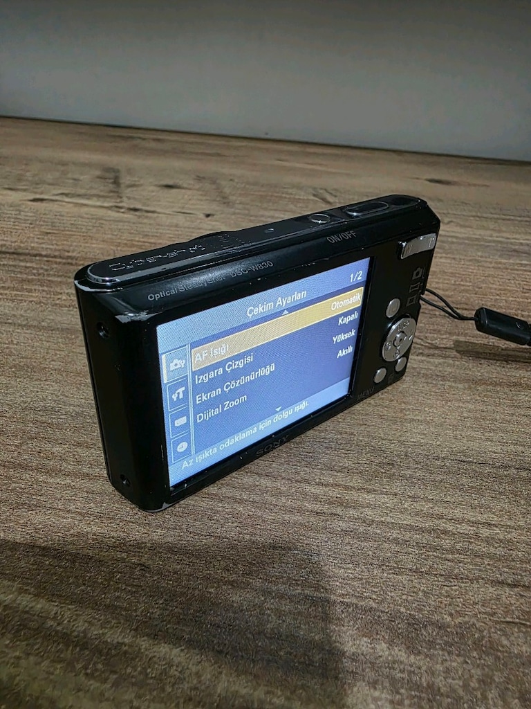 Sony Cyber-shot DSC-W830 - 10