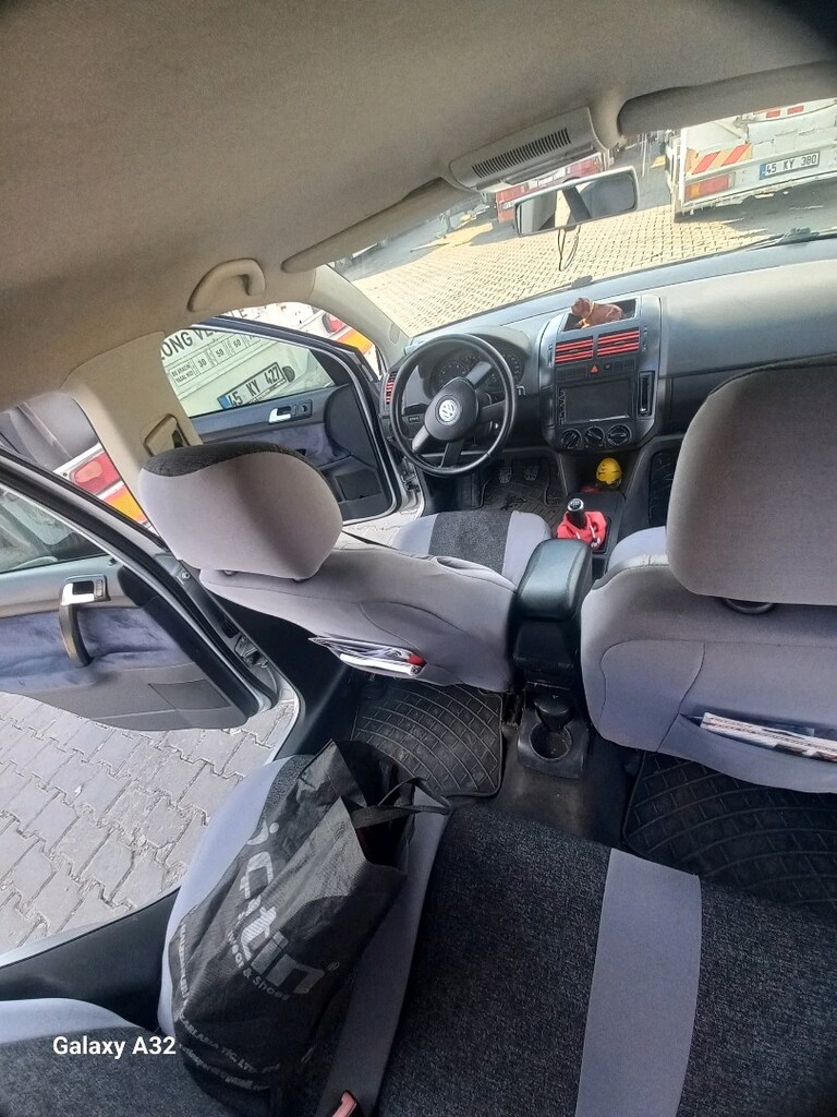 Wolksvagen Polo 1.4 16 valf - 17